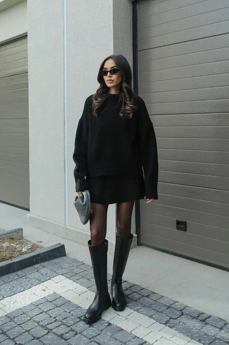 Emma | Chic Smoothing Sweater