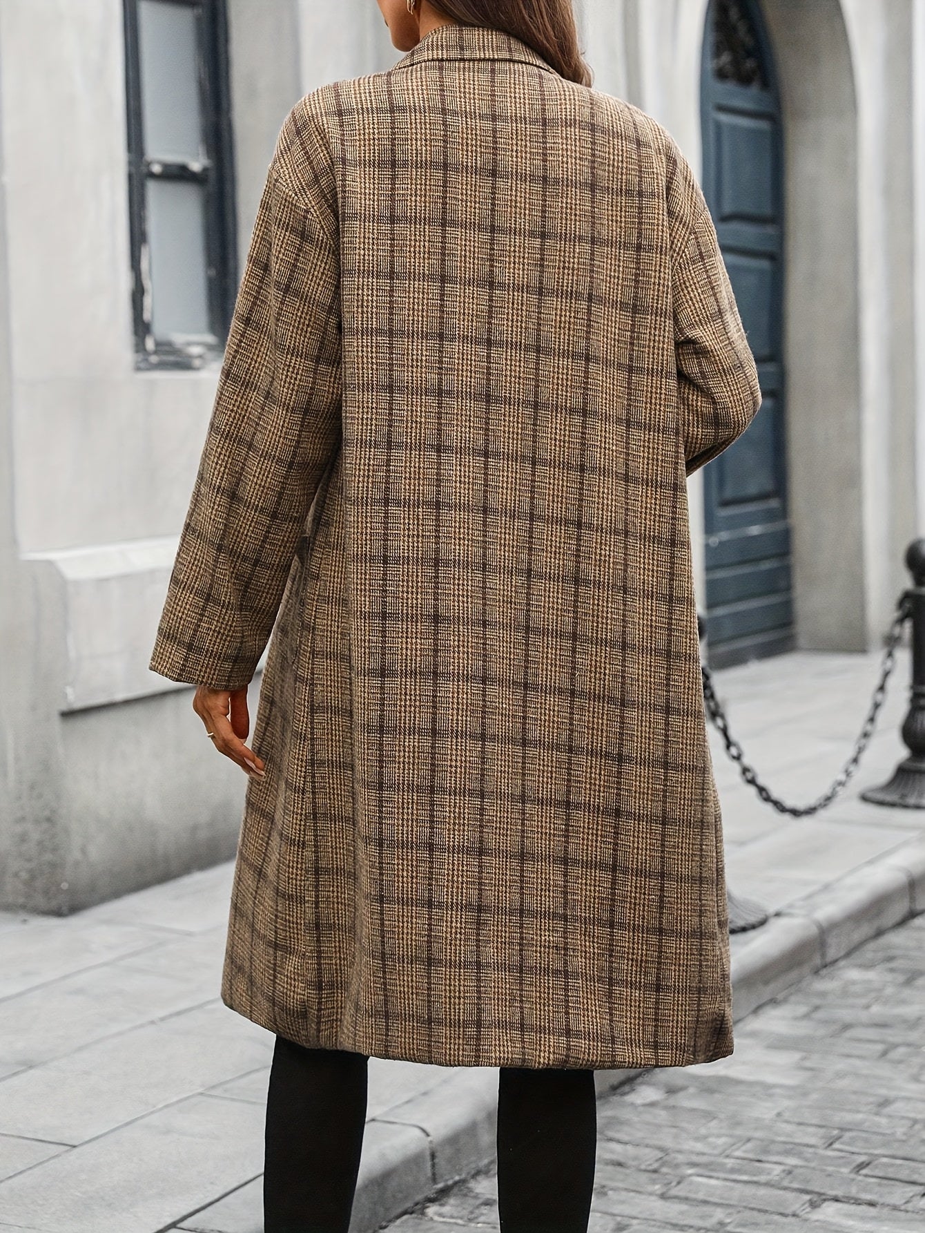 Beatrice | Two-Tone Checked Tweed Coat with Pockets
