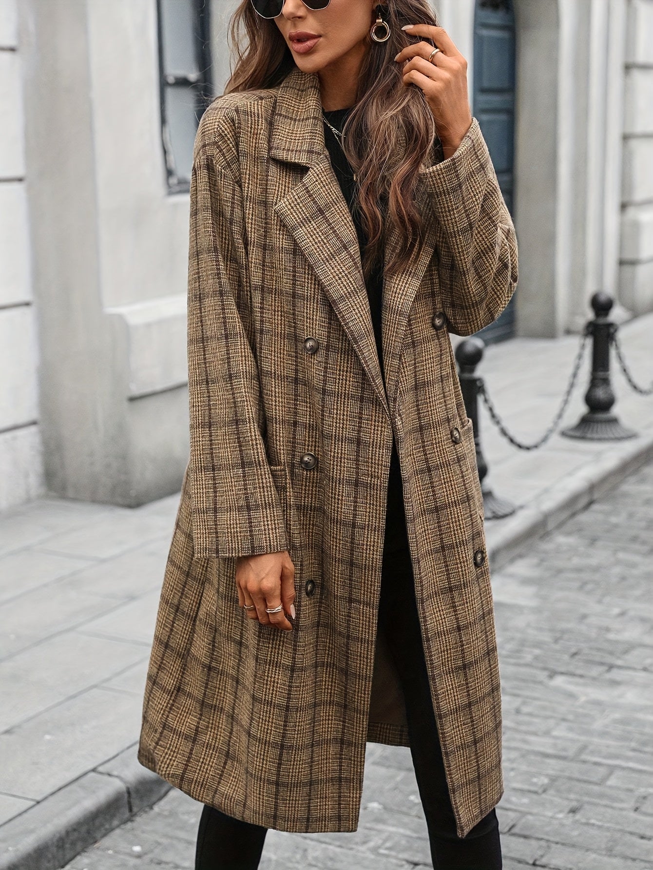 Beatrice | Two-Tone Checked Tweed Coat with Pockets