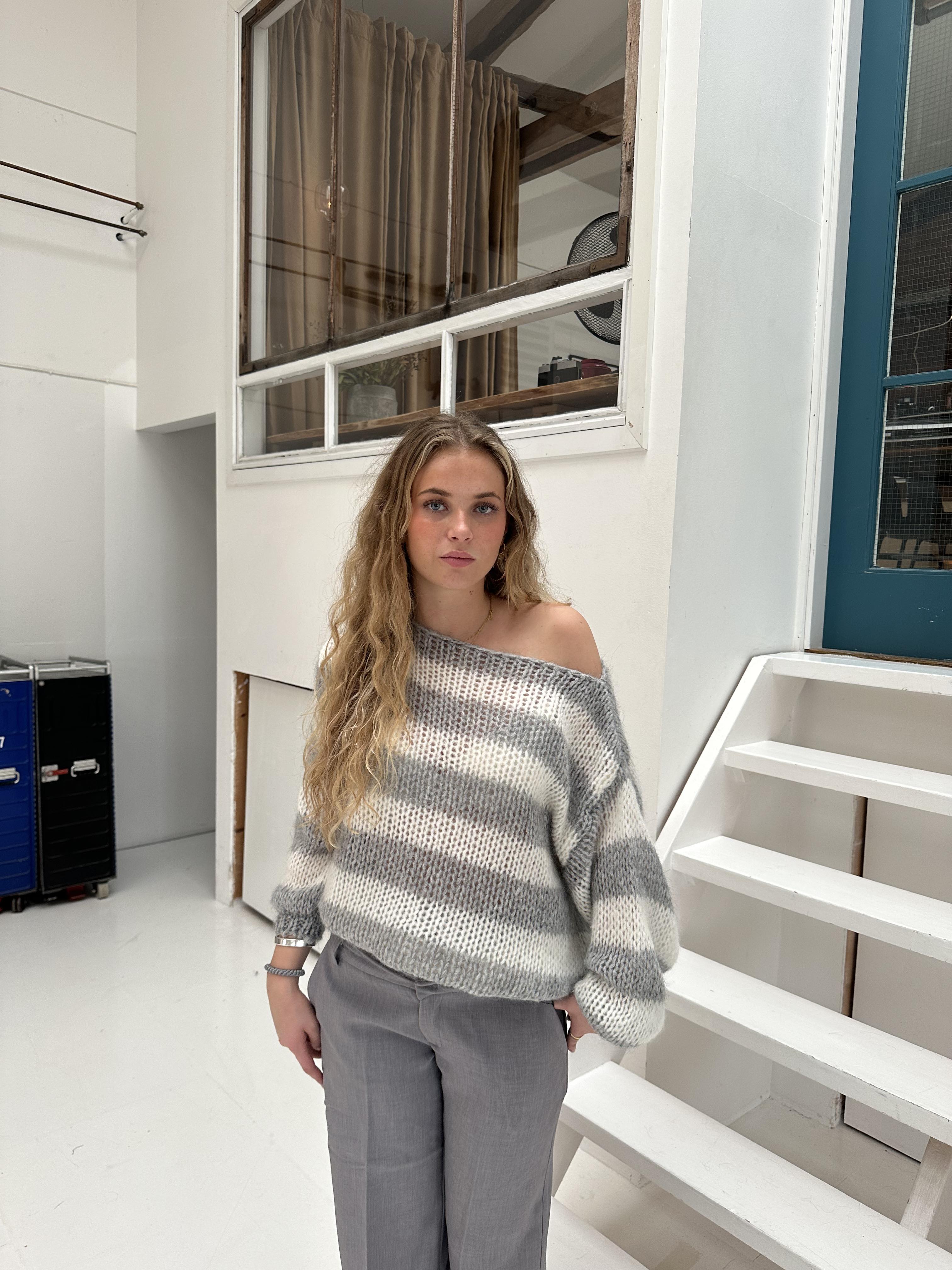 Emma | Stylish Cozy Sweater