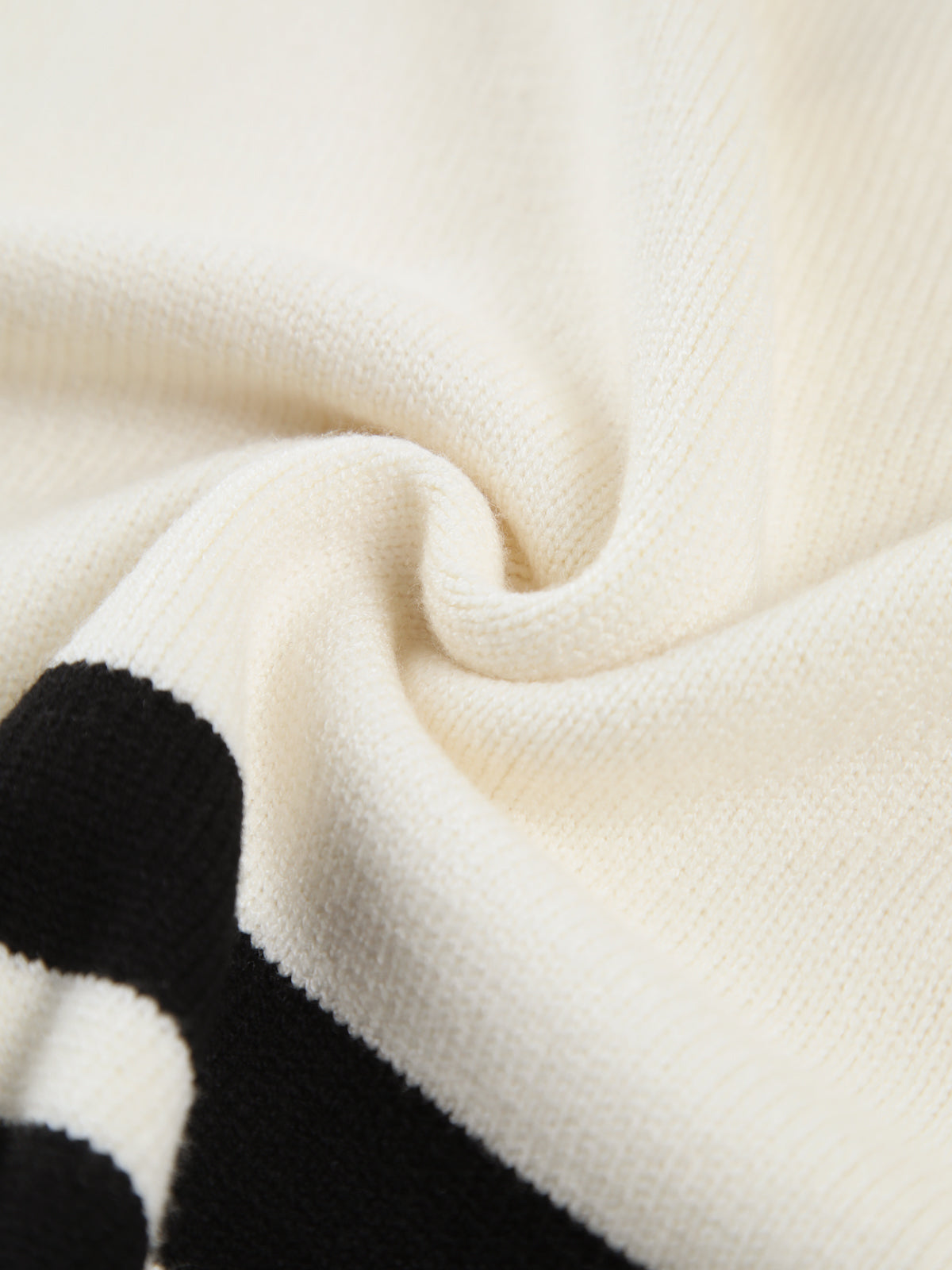 Emma | Chic Slimming Sweater