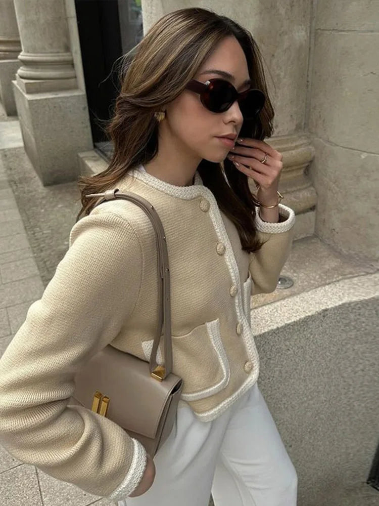 Mia | Versatile Chic Cardigan