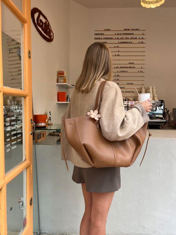 Zoe | Chic Seamless Bag