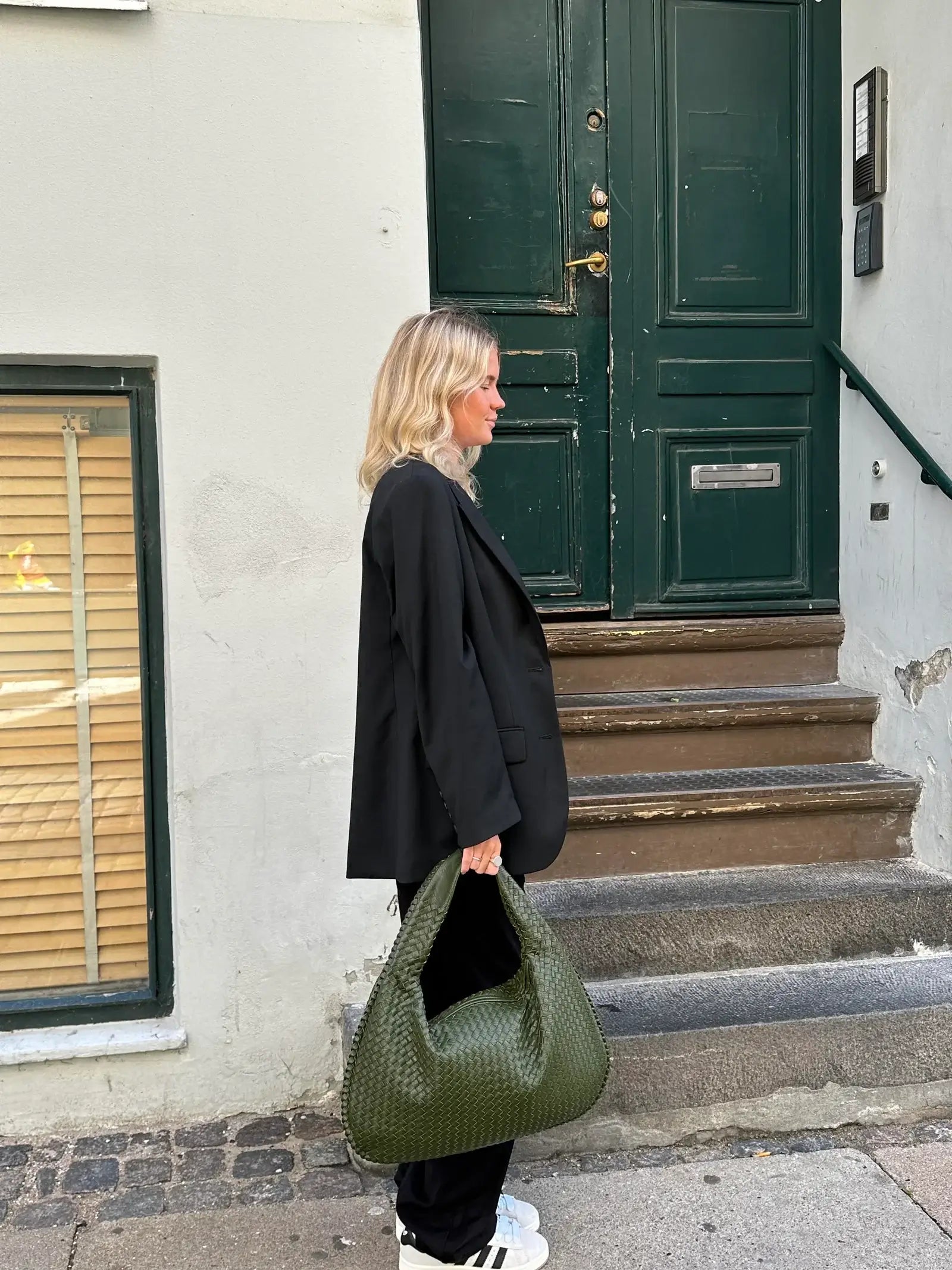 Victoria | Chic Breathable Bag