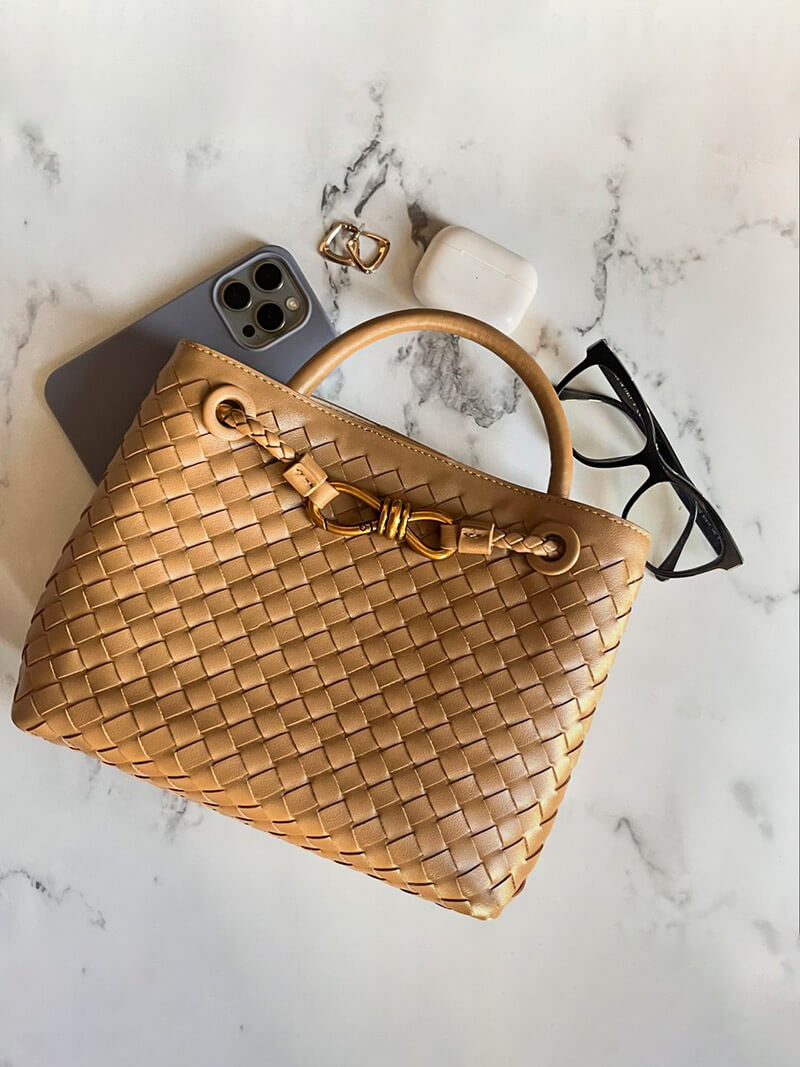Norah | Chic Seamless Bag