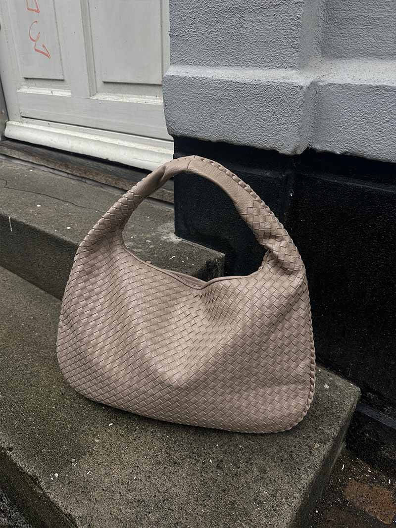 Victoria | Chic Breathable Bag