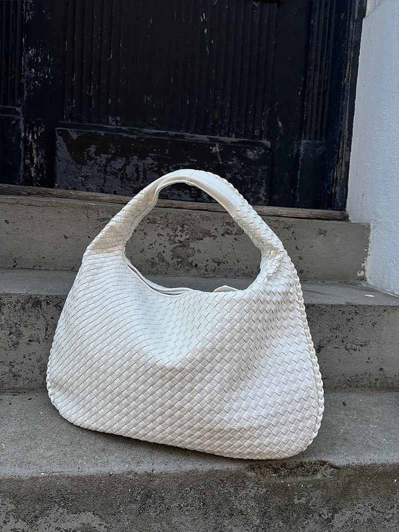 Victoria | Chic Breathable Bag