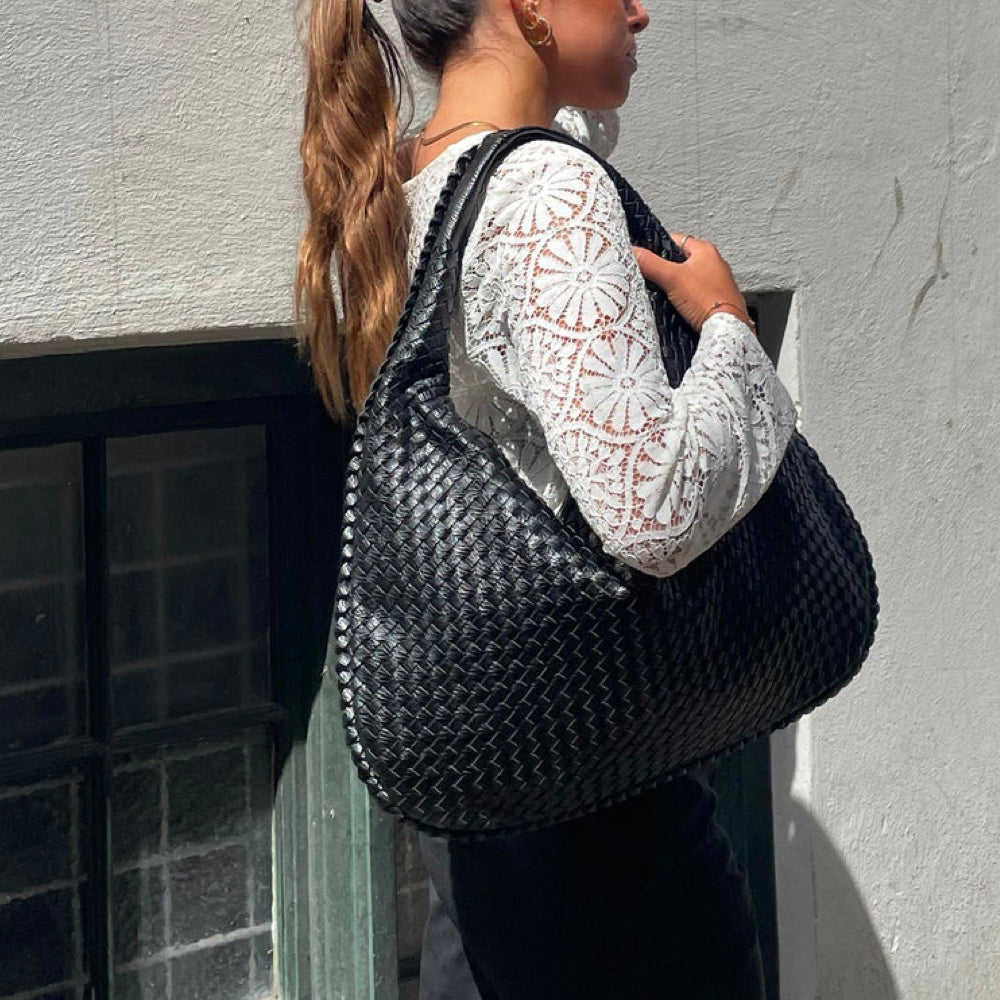 Victoria | Chic Breathable Bag