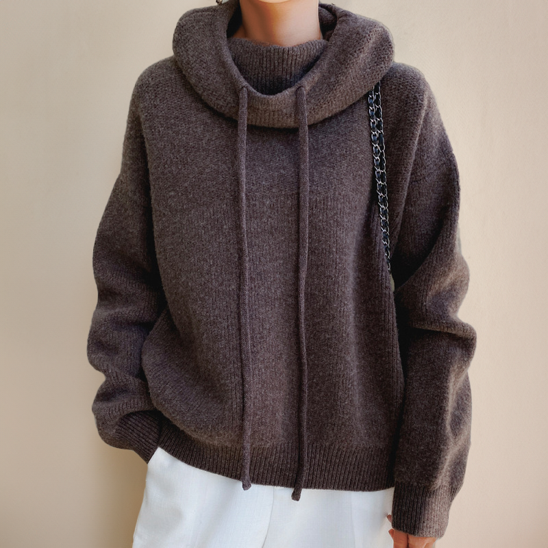 Lia | Elegant Comfort Neck Jumper