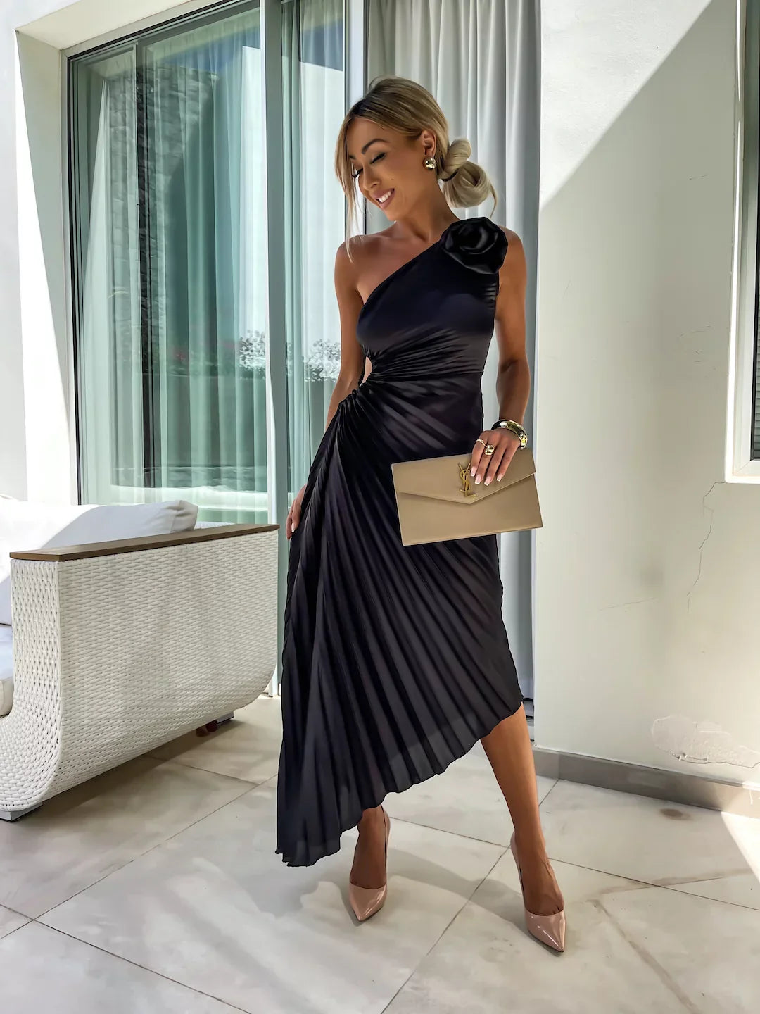 Lily | Flattering Chic Dress