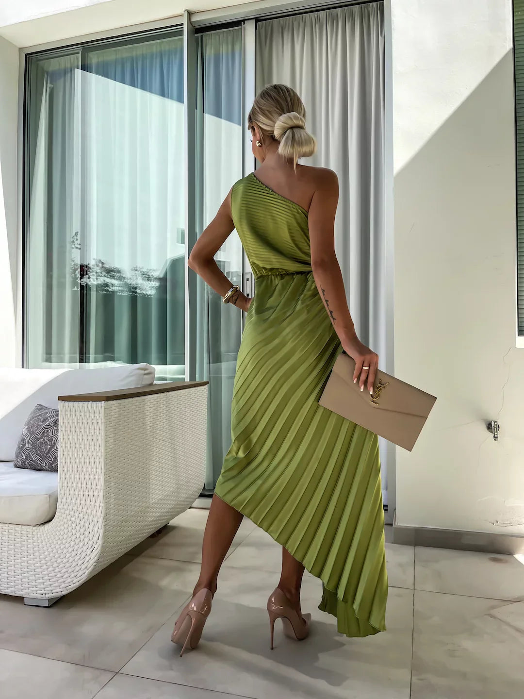 Lily | Flattering Chic Dress