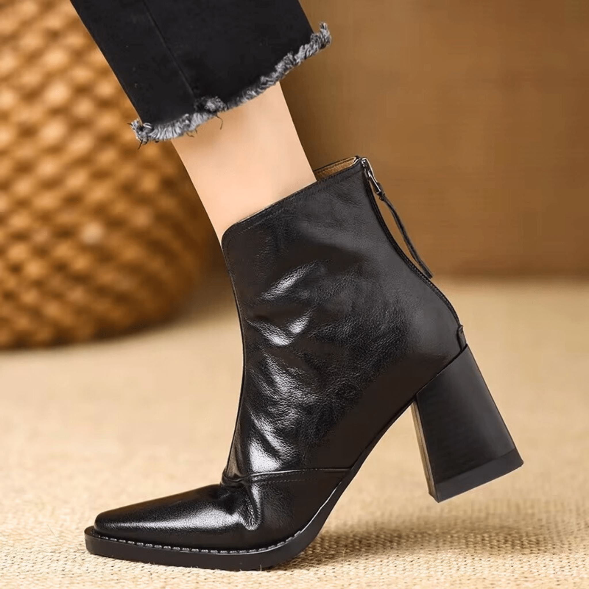 Ovelle | Classic Heel Boot